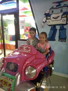 Дети, подопечные центра, побывали в Детском клубе "Тачки"