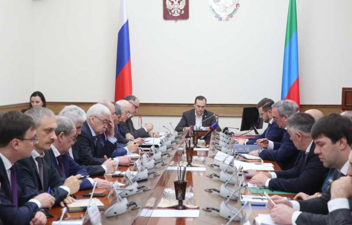 Артём Здунов поручил усилить меры по предотвращению распространения коронавируса. 