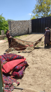 Субботник у пожилых из с.Ярак