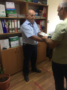 ВРУЧЕНИЕ УДОСТОВЕРЕНИЯ "ВЕТЕРАН ТРУДА" РАМАЗАНОВУ ВАЛЕНТИНУ Р.!