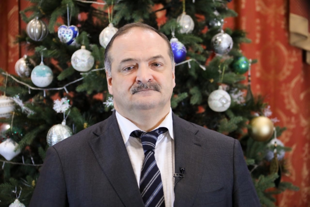 Глава Республики Дагестан Сергей Меликов поздравил дагестанцев с Новым годом