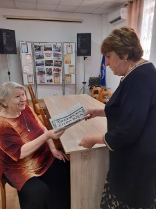 Обеспечение книгами,газетами