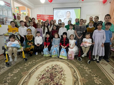 90-лет со дня рождения Фазу Алиевой.