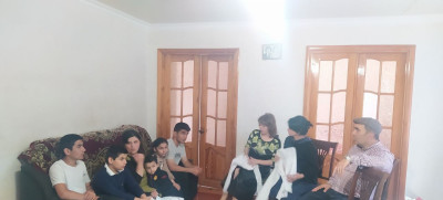 Поздравительный визит к семье Ягибековых в День семьи, любви и верности.