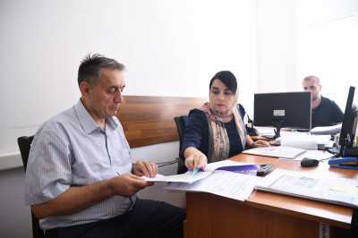 04.08.2022г. АБДУРАХМАН МАХМУДОВ ПРОИНСПЕКТИРОВАЛ РАБОТУ ПОДВЕДОМСТВЕННЫХ УЧРЕЖДЕНИЙ МИНТРУДА ДАГЕСТАНА В ТАБАСАРАНСКОМ РАЙОНЕ