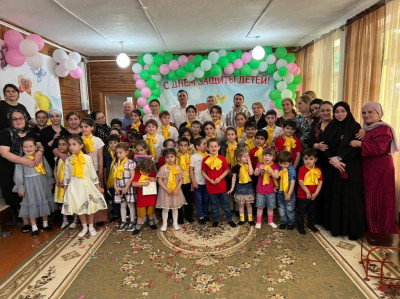 утренник ко дню: " День защиты детей."