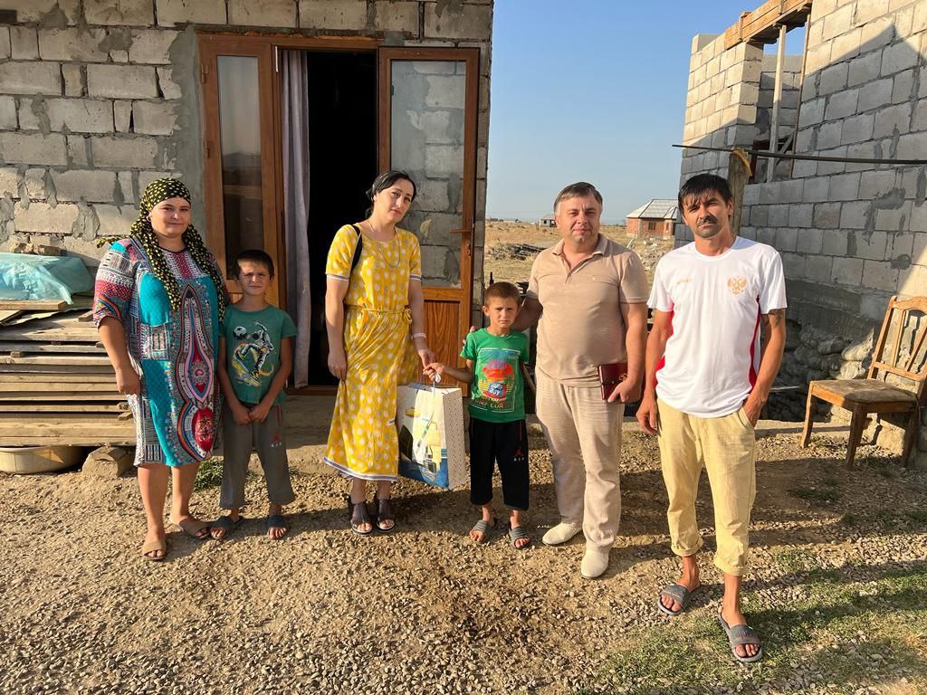 Работники Управления социальной защиты Минтруда РД в Хасавюртовском районе ежегодно участвуют в акции «Дети вместо цветов»