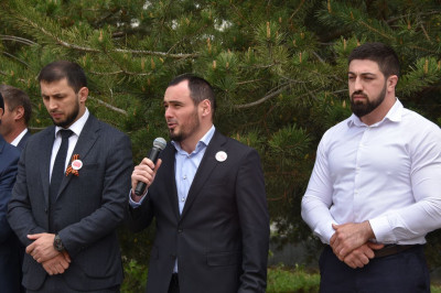 Депутат Народного Собрания Республики Дагестан от Акушинского района Нахбар Курбанов Поздравил жителей Акушинского района с мая