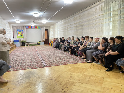 Помощь должна быть многогранной