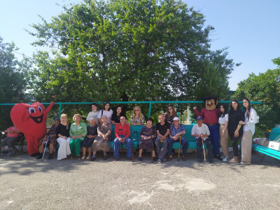 Студенты ДБМК им. Аскерханова посетили подопечных дома - интерната.