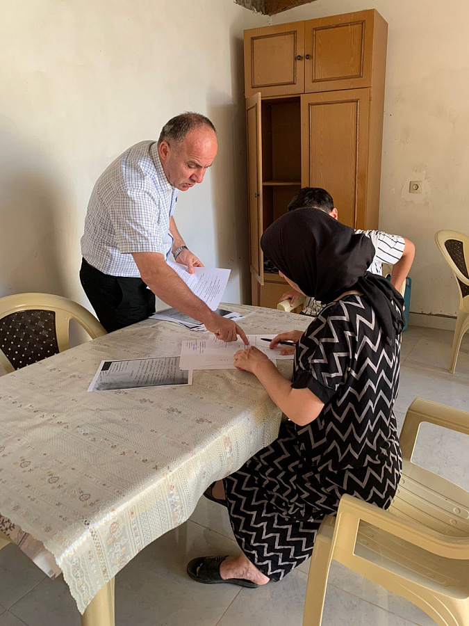 Социальные работники Минтруда Дагестана проводят работу по оказанию помощи семьям военнослужащих,  погибших в специальной военной операции на Украине.