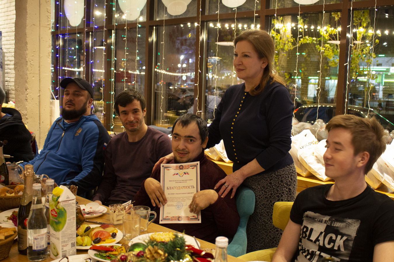 Изумруд Мугутдинова поздравила с наступающим Новым годом победителей и призеров V Национального чемпионата «Абилимпикс»