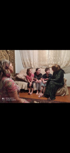 15.04.2022 специалист по работе с семьёй ГБУ РД КЦСОН в МО "Хасавюртовский район" отделения СОДиСД Алиханова Д.Х. совместно с психологом Салимгереевой А. посетили подопечную семью в с.Чагаротар . Провели беседу на тему"Семейная взаимопомощь в трудных ситу