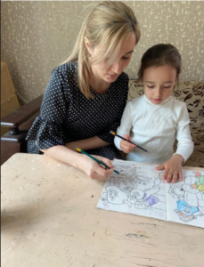 Выезд специалиста в селение Стальское, посещение многодетной семьи.