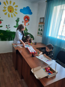 Занятие на тему: "Насекомые".