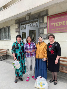 По инициативе И.о. директора ГКУ РД УСЗН в МО "г. Кизляр" Яхьяева М.Ю. оказали адресную помощь беженцам из Украины.