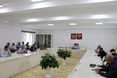 Совещание у главы администрации МР «Докузпаринский район»