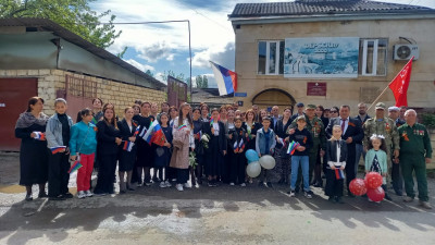 Участие в параде победы.