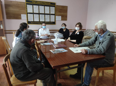 Информирование граждан пожилого возраста, посещающих ОДП об обучении компьютерной грамотности.