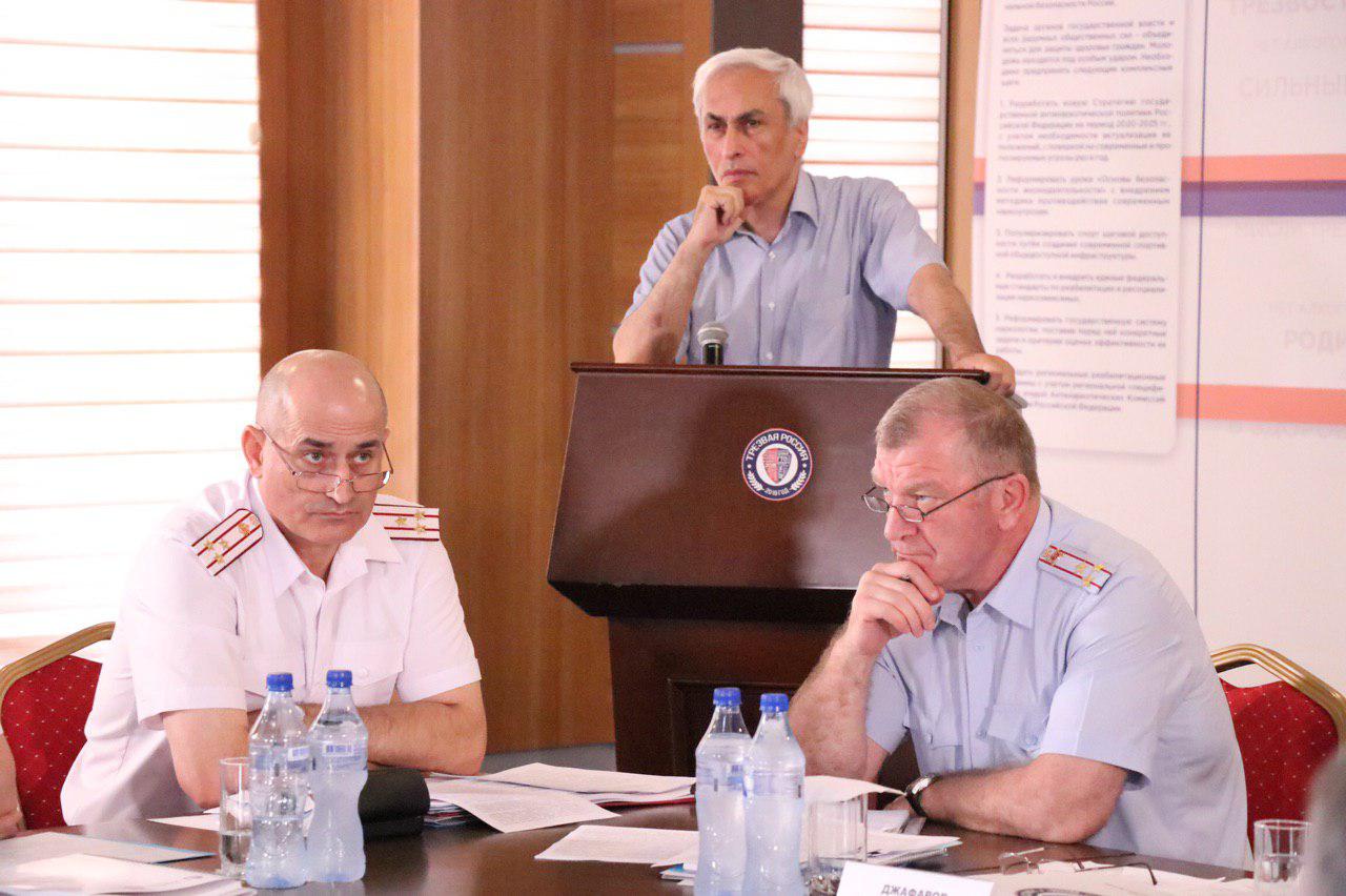 Заместитель министра труда и соцразвития Дагестана принял участие в заседании Антинаркотической комиссии РД в рамках Всероссийского антинаркотического форума «Трезвая Россия»