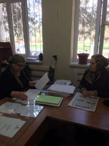 Сегодня 13.04.2022г специалист ГБУ РД КЦСОН в МО«Хасавюртовский район» отделения ОСОДиСД , Арсаналиева Э.А. выехала в с. Нурадилово . Посетила сельскую администрацию для выявления семей находящихся а социально опасном положении и беженцев с Украины.