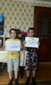 Конкурс рисунков среди детей, посещающих учреждение, ко Дню защиты детей.