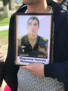 Азадова Н.А. посетила семью, погибшего в ходе специальной военной операции на Украине Мирзоева Ч. М.