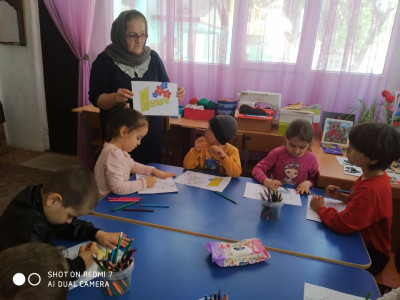 ЗАНЯТИЕ НА ТЕМУ: "1 МАЯ"