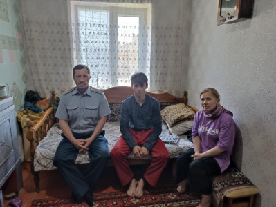 Выезд специалиста в селение Акнада совместно с инспектором ПДН