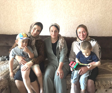 Специалисты Комплексного центра Дахадаевского района посетили семью погибшего в ходе специальной военной операции военнослужащего