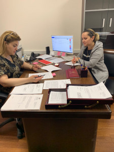 22.04.2022г. ГБУ РД КЦСОН в МО «Хасавюртовский район» психолог отделения СОД и СД Шавхалова З.С. совместно с КДН провела беседу по семьям в социально опасном положении.