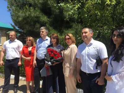 Сегодня в День защиты детей директор Дома-интерната "Дербент " Гаджиева Марина Магомедовна приняла участие в празднике,который организовал Детский реабилитационный центр для несовершеннолетних детей г.Дербента