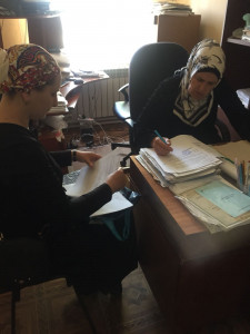 Сегодня 29.04.2022г специалист ГБУ РД КЦСОН в МО «Хасавюртовский район » отделения ОСОДиСД Арсаналиева Э. А.посетила администрацию с. Солнечное. Совместно с управ Делами Бутуевой П. составила акт ЖБУ на СОП семью