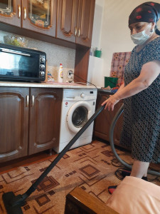 Соцработница Омарова Калимат с. Кума