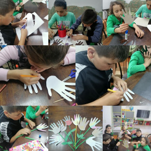 Цветные ладошки.