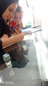 Специалист по работе с семьёй ОСОДиСД ГБУ РД КЦСОН в МО "Хасавюртовский район" Ирасханова Айгуль посетила семью вдовы Темирсолтановой Бике. В ходе выезда были заполнены бланки и переданы в УСЗН для, оказания в дальнейшем семье материальной помощи, так же