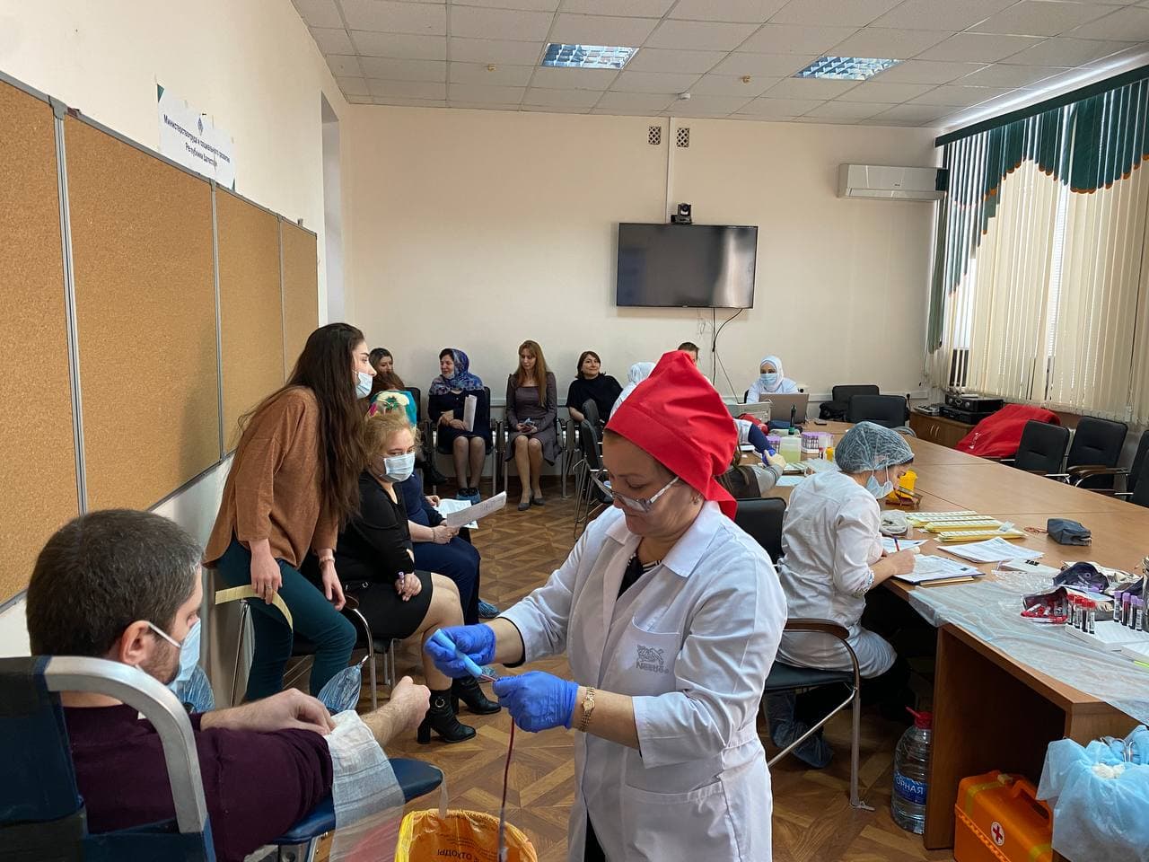 Сотрудники Минтруда  Дагестана готовятся  к вакцинации от COVID-19.