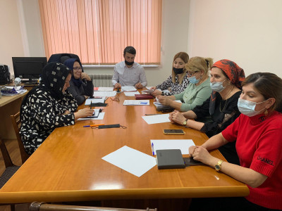 ГБУ РД КЦСОН в МО "Хасавюртовский район" Заведующая отделением социального обслуживания детей и семей с детьми приняла участие на заседании Комиссии по делам несовершеннолетних и защите их прав. Обсуждался вопрос несовершеннолетних стоящих на учёте в ПДН