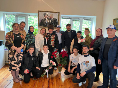 Наследники Победы в гостях у ветерана...