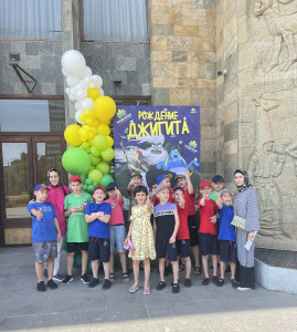 Посещение благотворительного спектакля "Рождение джигита"