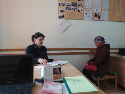 Работа с семьями по передаче помощи от БФ "Нова".