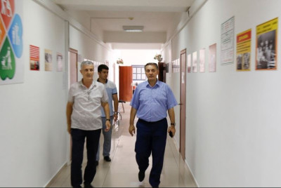 Министр труда и социального развития Республики Дагестан посетил УСЗН в МО «город Каспийск»