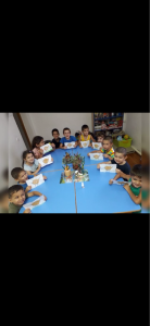 Аппликация "Цыплёнок из гороха"