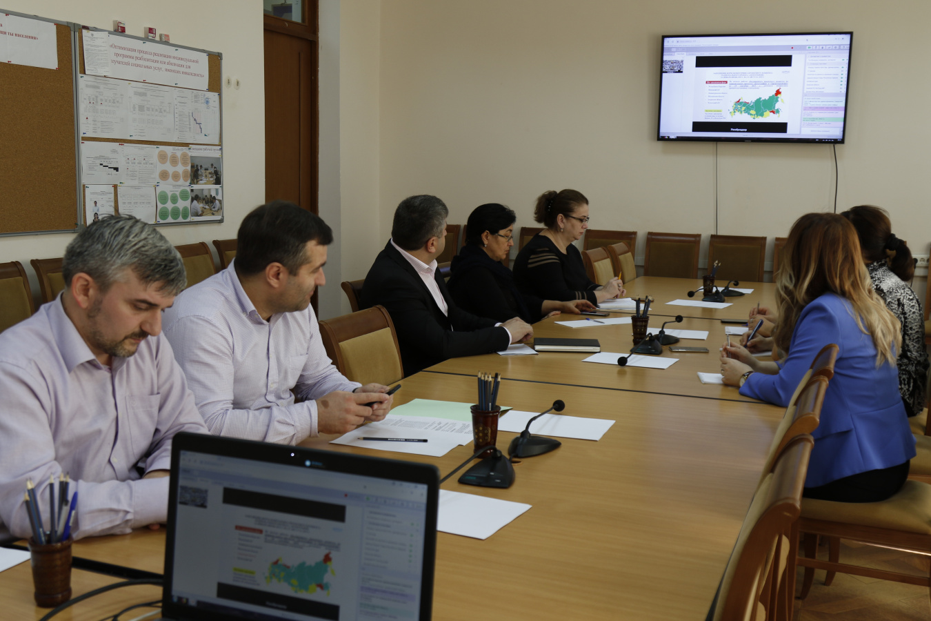 В Минтруда Дагестана обсудили вопросы организации мониторинга реализации национальных проектов 