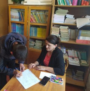 Работа по заполнению ведомостей раздачи спонсорской помощи семьям, находящимся в ТЖС.