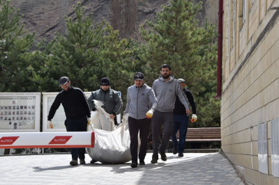 Субботник состоялся в Акушинском районе