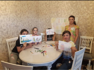 Поздравили с днем семьи получателей социальных услуг в с.Краснопартизанск