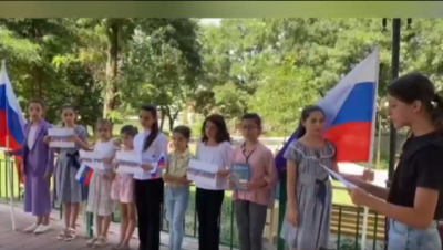 Специалист по работе с семьей Таирова Л. Н.