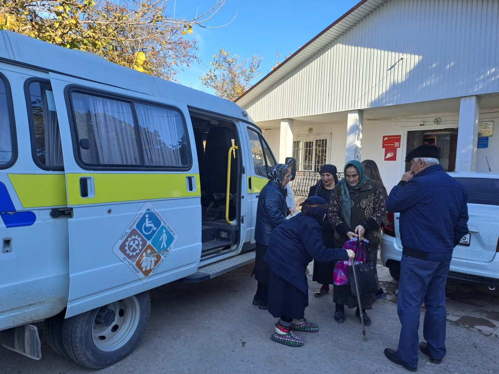 Магарамкентским центром соцобслуживания совместно с врачами районной больницы в рамках проекта «Старшее поколение» оказано старикам более 150 медицинских услуг