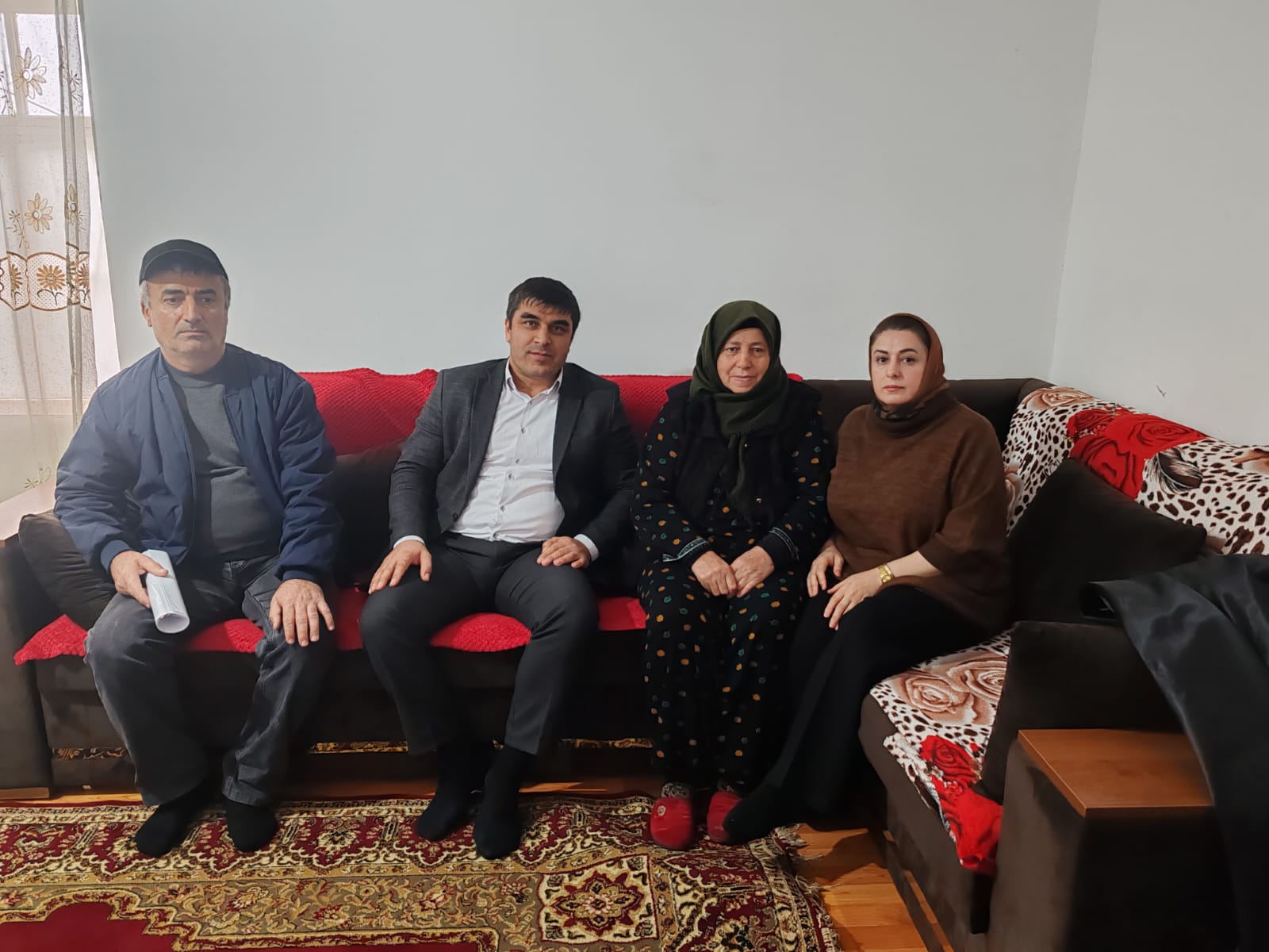 Семье погибшего военнослужащего в Табасаранском районе помогли решить вопрос строительства дороги